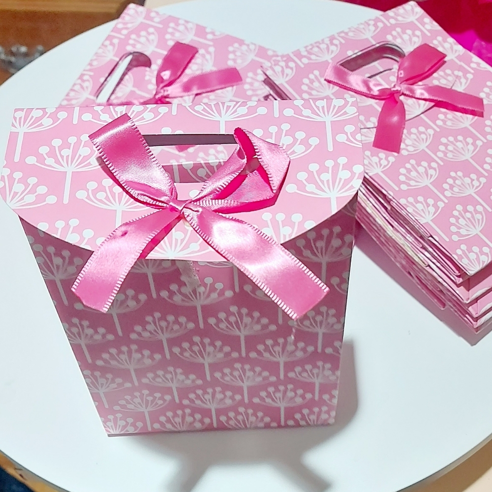 "Gift Bags" set of 18, 6.25" x 4.75" x 2.25" Pink Gift Bags For Small Gift Items